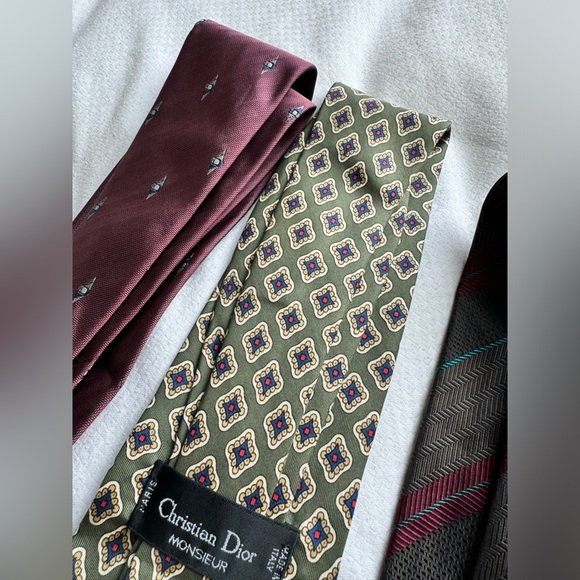 🙏Dior Mens Ties (3pcs) - Picture 9 of 17